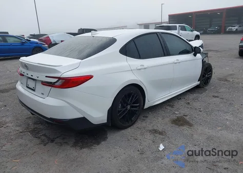 2025 Toyota Camry Se z USA, uszkodzony, nr VIN 4T1DAACK4SU607964